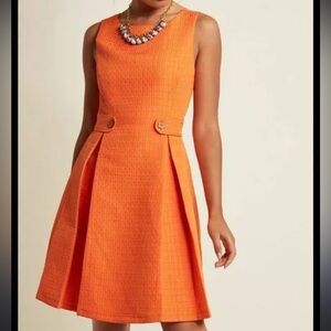 ModCloth Orange Textured
Sleeveless Shift Dress 2X Plus Size
New